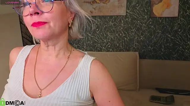 Ann_Annise Chat XXX in diretta