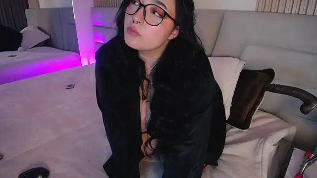 Miss_Loise Chat XXX in diretta