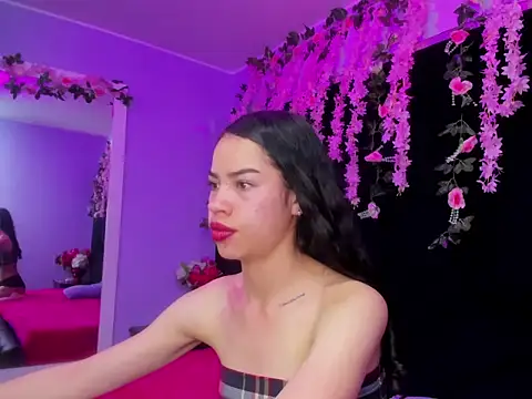 Онлайн чат XXX Nanis_James