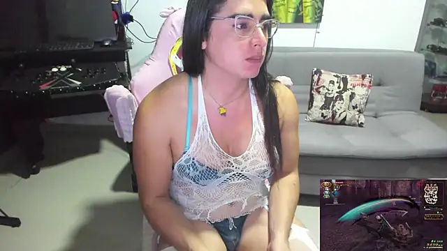 Khalifa_Gold Adlı Modelin Web Kamerası Şovu