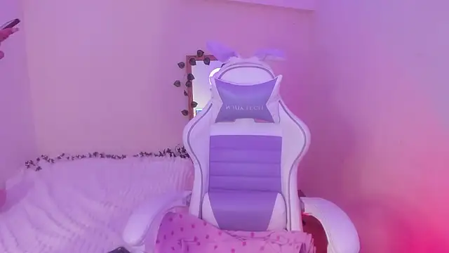 Anastasia1213: απευθείας συνομιλία ΧΧΧ