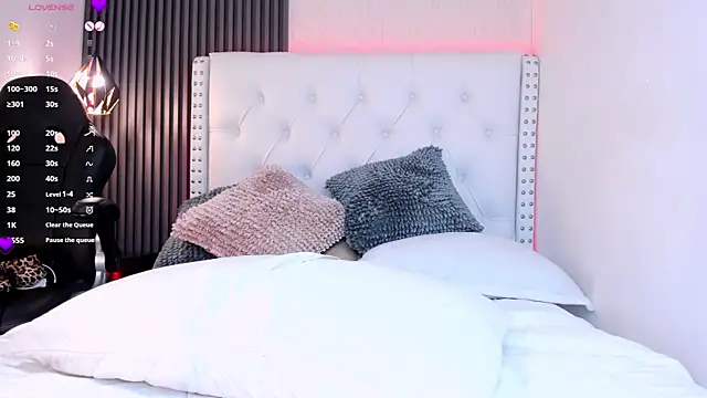 aliscollins_ Chat XXX in diretta