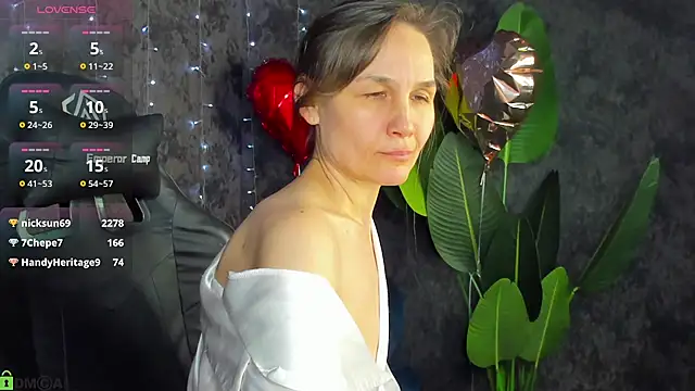 XXX chat uživo modela Lillian_White