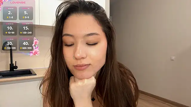 แชท XXX สดของ Sakuravice