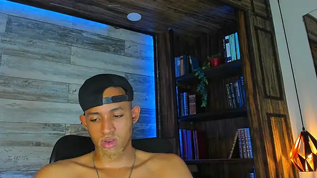 B_Wildn Live XXX chat