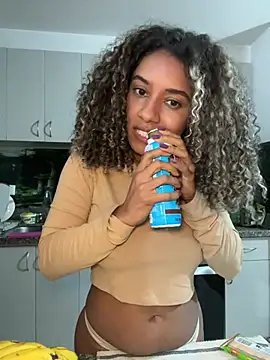 Belkaj: απευθείας συνομιλία ΧΧΧ