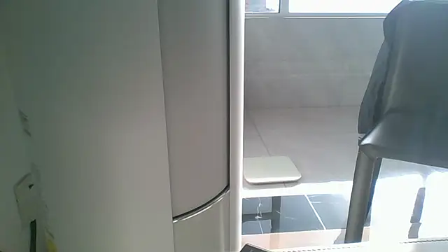 nole_china7: διαδικτυακό σόου στην κάμερα