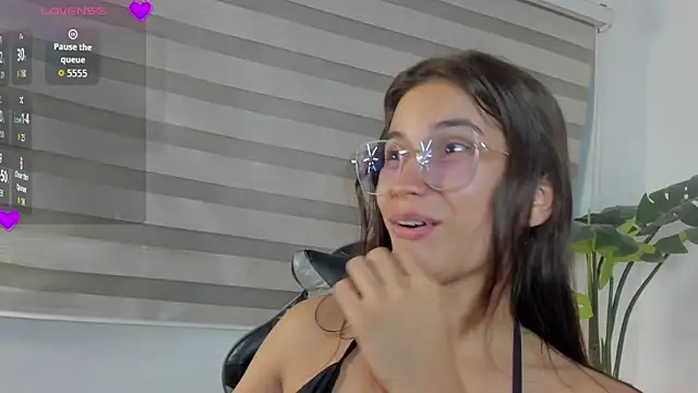 scarlett_rosse_x – Naživo XXX chat