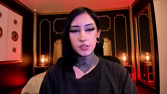 Kat_VonDe live XXX chat