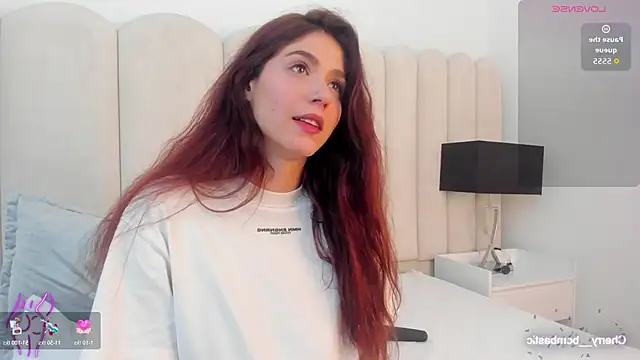 AnnyCherry_ élő XXX-chatje