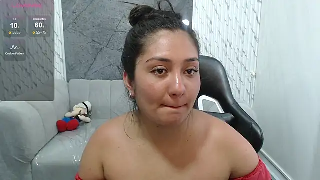 XXX chat uživo modela Ivony18_b