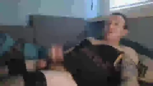 chceciedalsiebie: διαδικτυακό σόου στην κάμερα