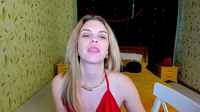 LunaFlinn: онлайн-секс-чат