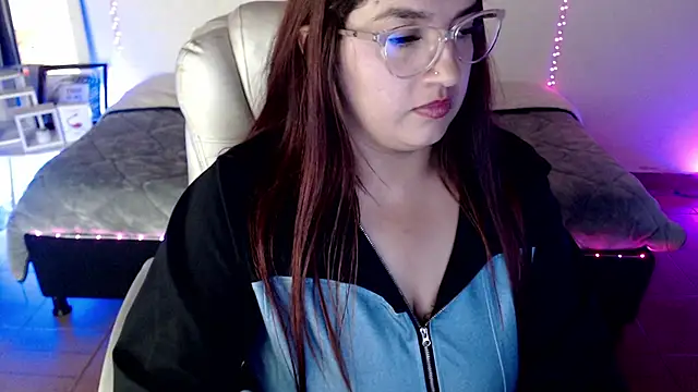 Tiana_27 Live XXX-Chat