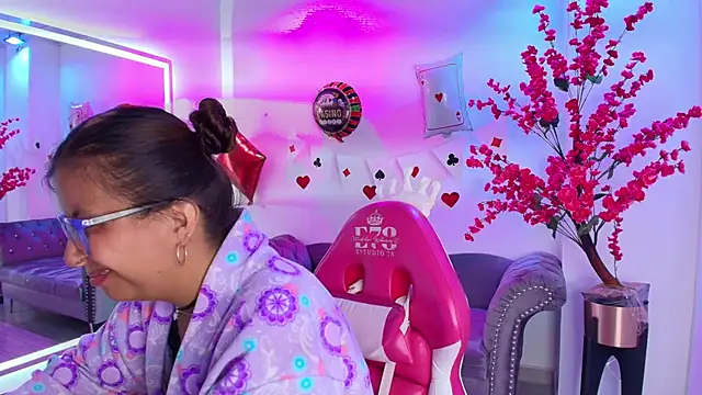 Amber__rouge 即時 XXX 聊天