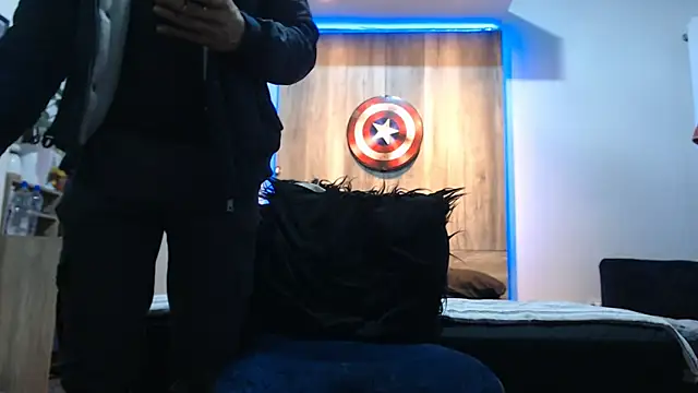 Andrew_4_ live XXX chat