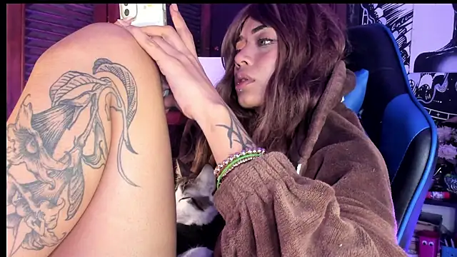 Ivy_Byte: απευθείας συνομιλία ΧΧΧ