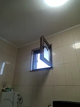 Chat +18 de newamyy ao vivo