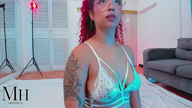 MizzHell Live XXX-chat