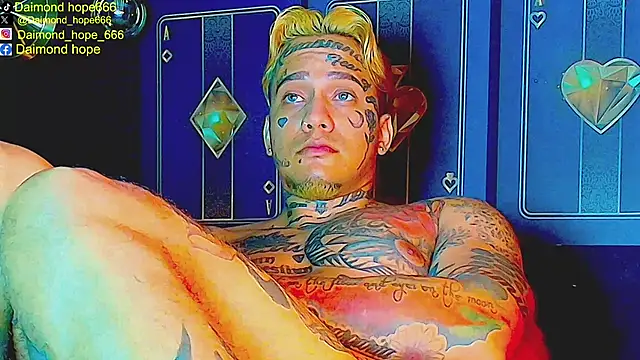 daimond_hope666's Webcam Show