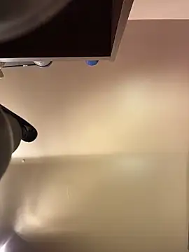 แชท XXX สดของ DILFiGuess1