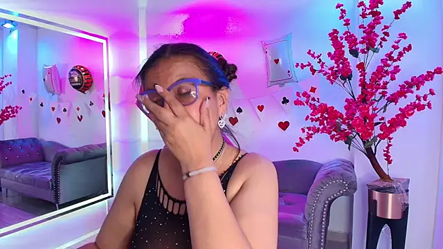 Amber__rouge 现场XXX聊天