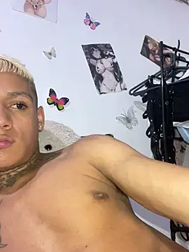 XXX chat uživo modela GaelCarter