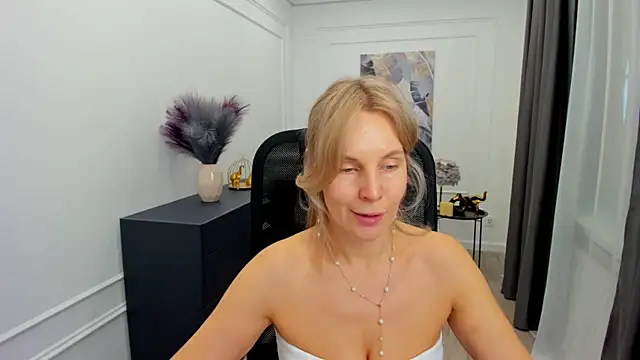 Sinty_Devis Live XXX Chat