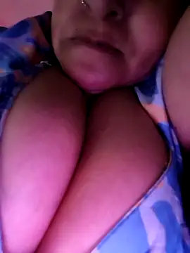 Chat +18 de AlexadraJones3453 ao vivo