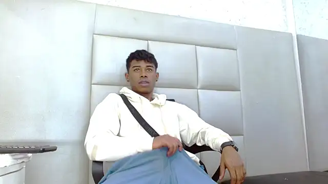 TonnyMarck Live XXX-chat