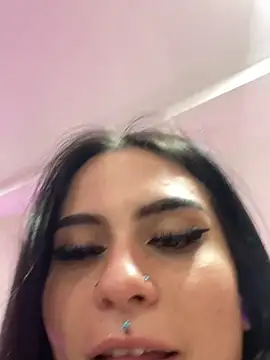 Chat +18 de Veronicaa_lodge1 ao vivo