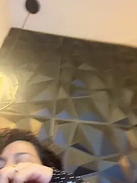 Chat XXX en directo de MiaCurly3