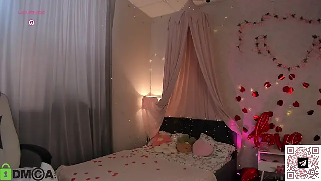 Sofia_Gaze Live XXX-chat