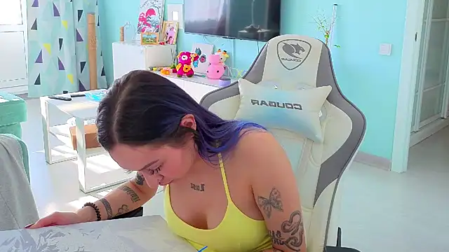 Im_suka's Live XXX Chat