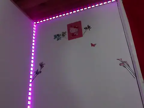 MikasaxX_ webcam show