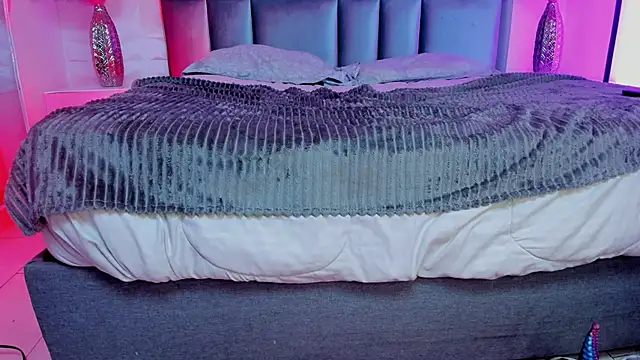 Chat XXX en directo de NaeniaDemon_