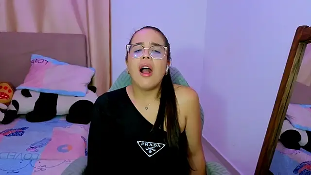 _alicia_zn Live XXX chat