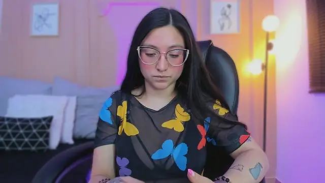 Chat XXX ao vivo de lucy_neil