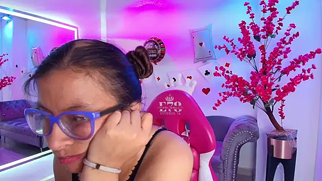 Amber__rouge 现场XXX聊天