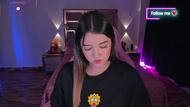 lunaarose Adlı Modelin Canlı XXX Sohbeti