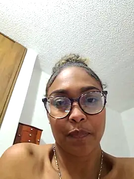 BiiancaEstradaan Live XXX chat