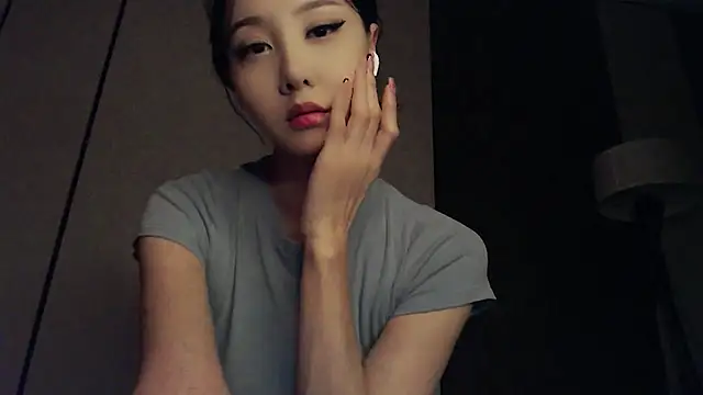 แชท XXX สดของ Fudzik0