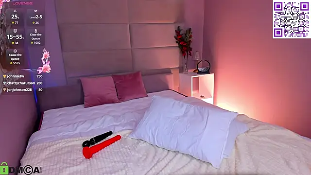 Chat XXX Live Holly_Rays