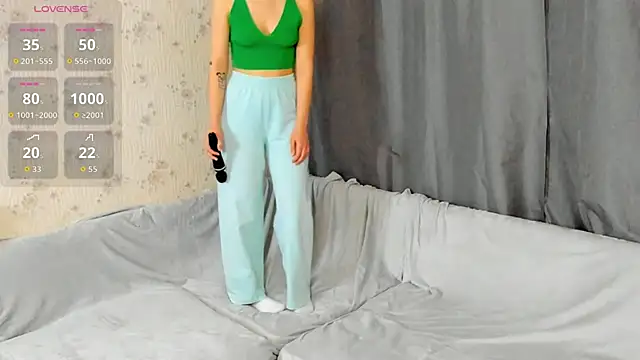 Pertunjukan Kamera Web Lainaevadita