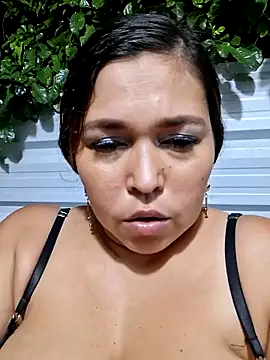 bar-mother19 Webcamshow