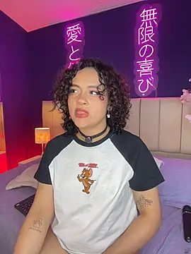 _sarahRose – Naživo XXX chat