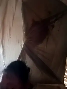 XXX chat uživo modela plump-bums