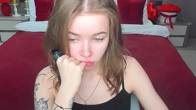 Violetta__Dreams' Live XXX Chat