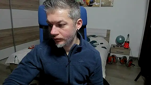 Živý XXX chat RobbyShawz