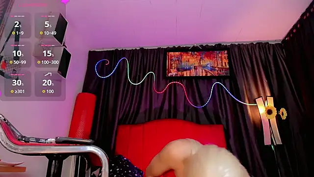 Gabyqueen70: διαδικτυακό σόου στην κάμερα